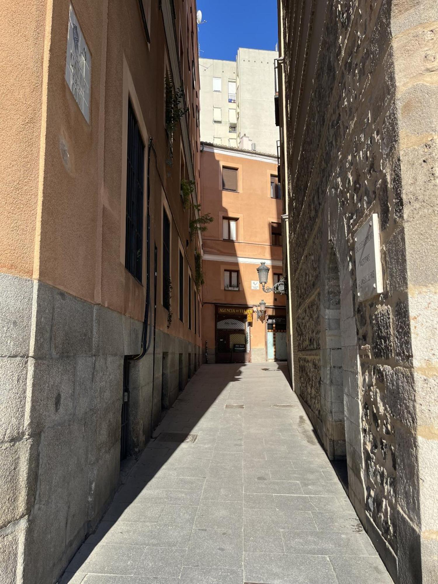 Dplace To Be - Amazing Apartments In Historic Center Μαδρίτη Εξωτερικό φωτογραφία