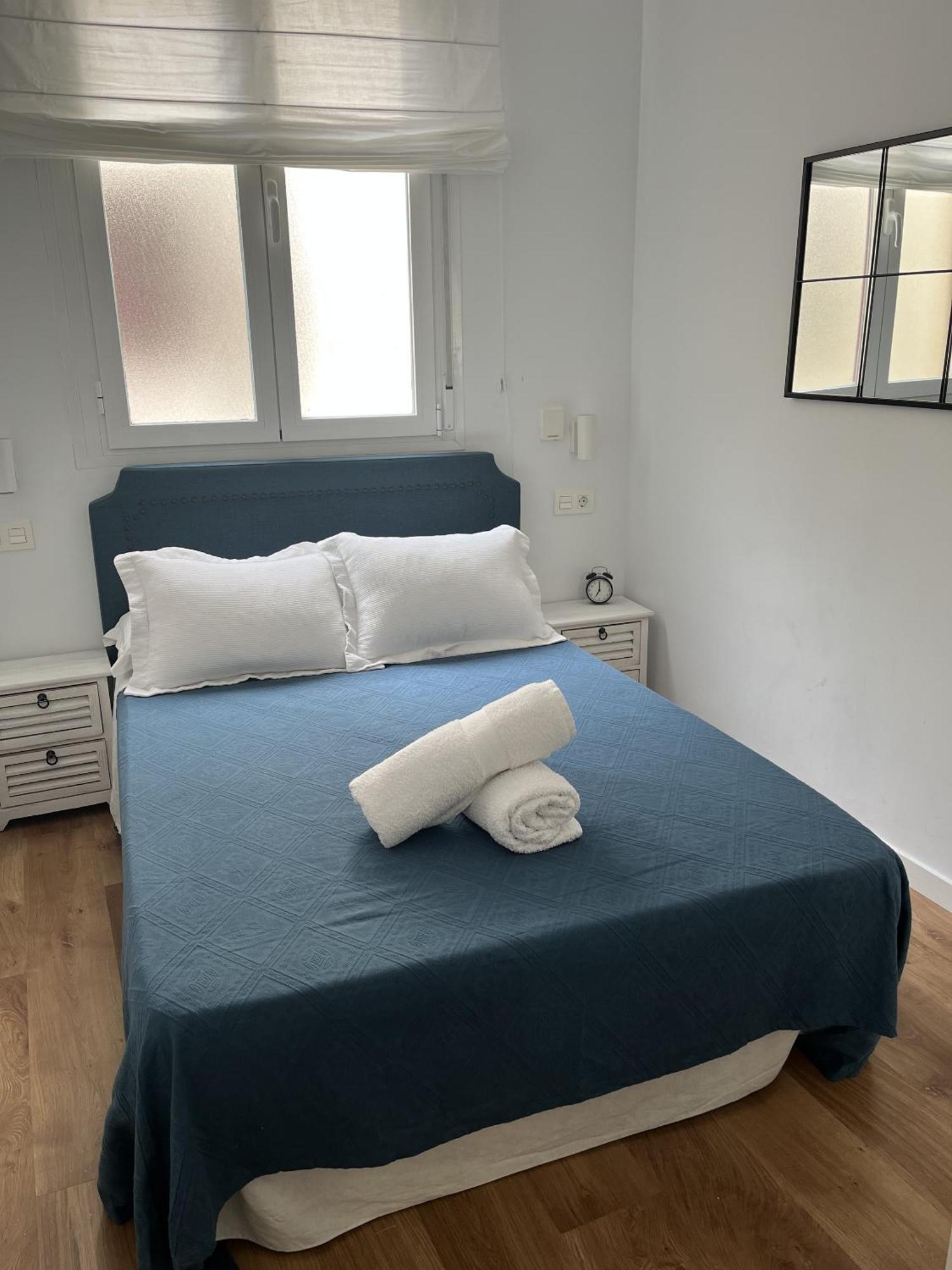 Dplace To Be - Amazing Apartments In Historic Center Μαδρίτη Δωμάτιο φωτογραφία
