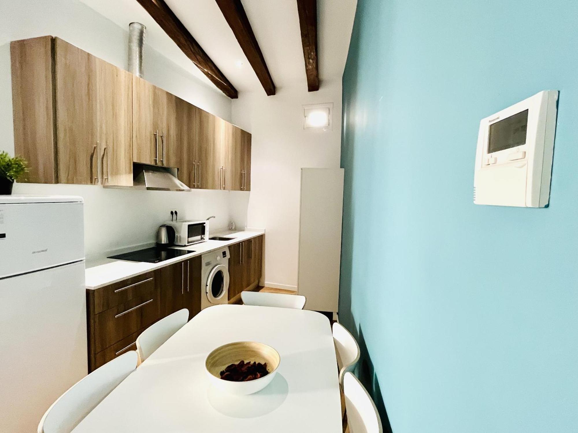 Dplace To Be - Amazing Apartments In Historic Center Μαδρίτη Δωμάτιο φωτογραφία