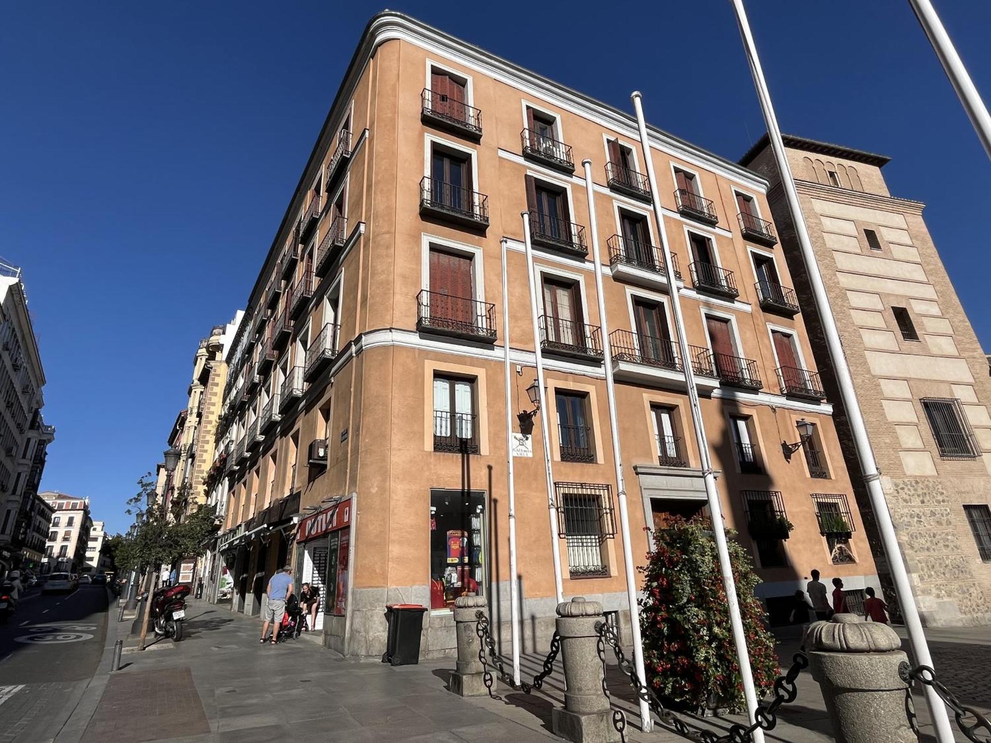 Dplace To Be - Amazing Apartments In Historic Center Μαδρίτη Εξωτερικό φωτογραφία