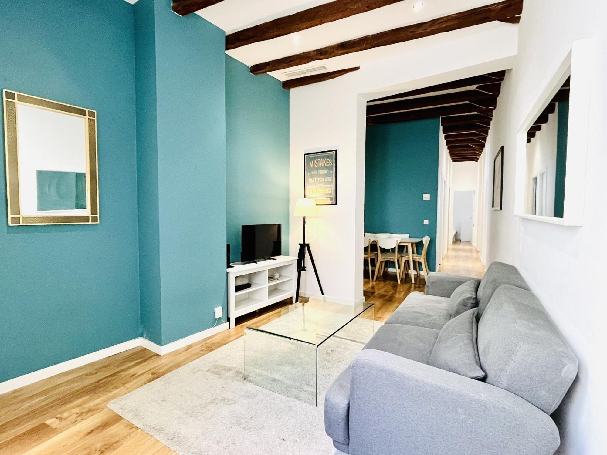 Dplace To Be - Amazing Apartments In Historic Center Μαδρίτη Εξωτερικό φωτογραφία
